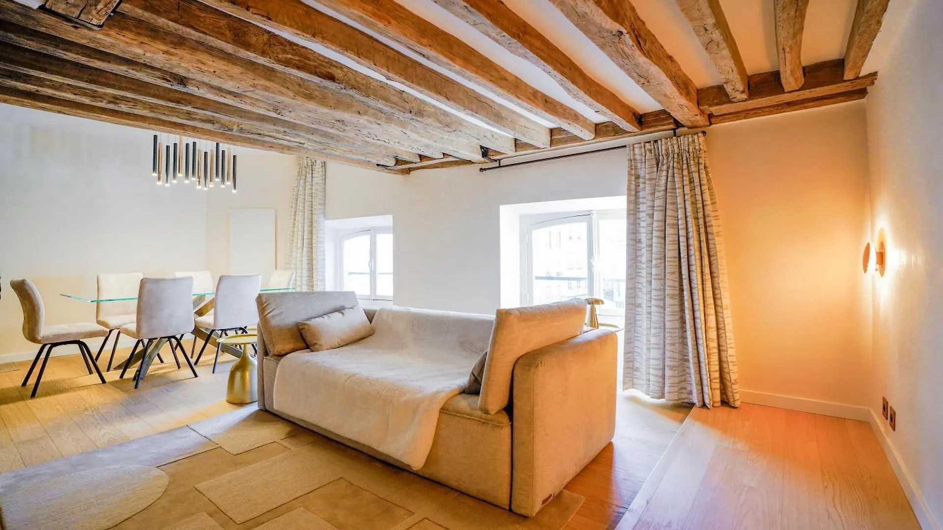 Sejour De Luxe Et Haut De Gamme Au Coeur De Paris